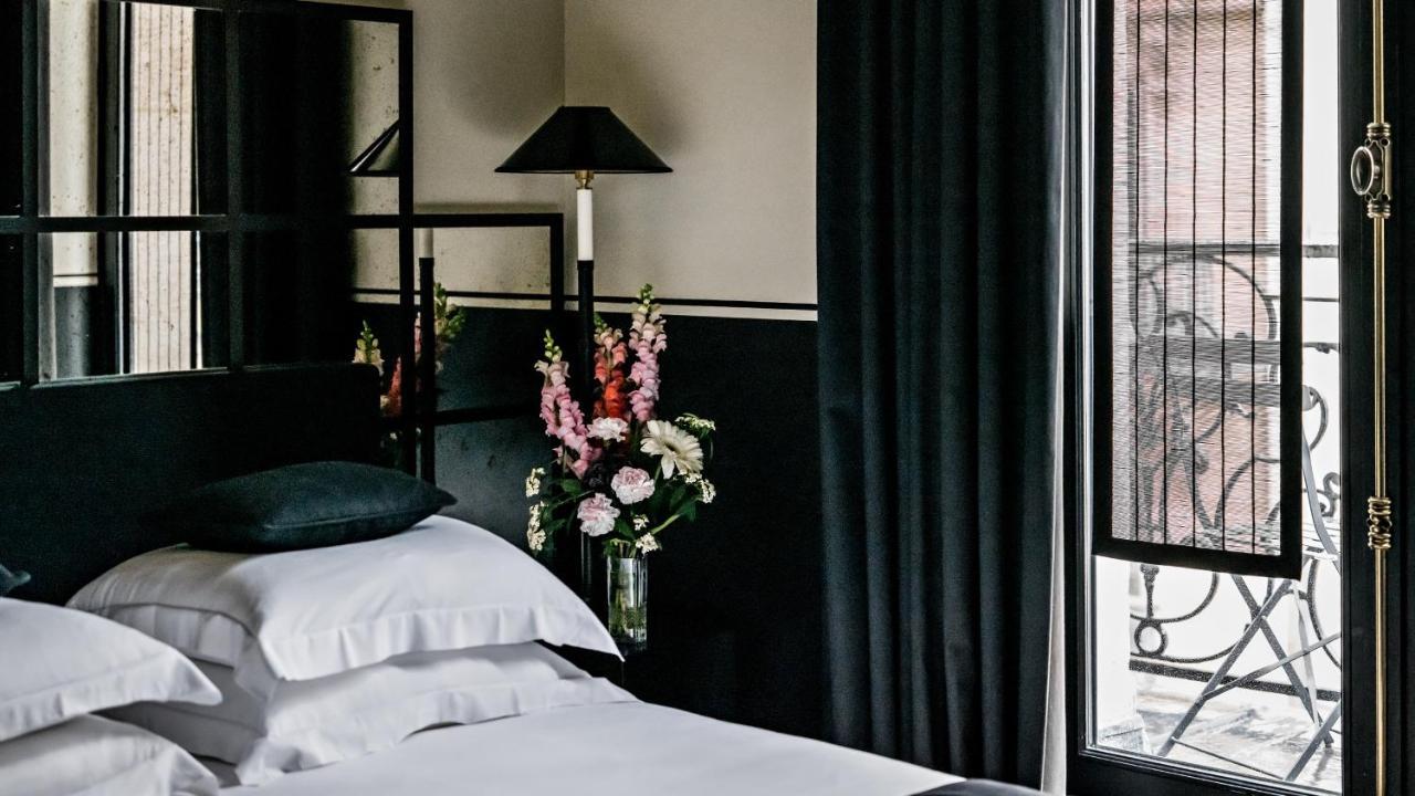 เมอซิเยอ ฌอร์จ โฮเทล แอนด์ สปา - ช็องเซลิเซ่ Hotel ปารีส ภายนอก รูปภาพ